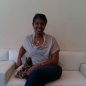 Meet your Posher, Yolanda